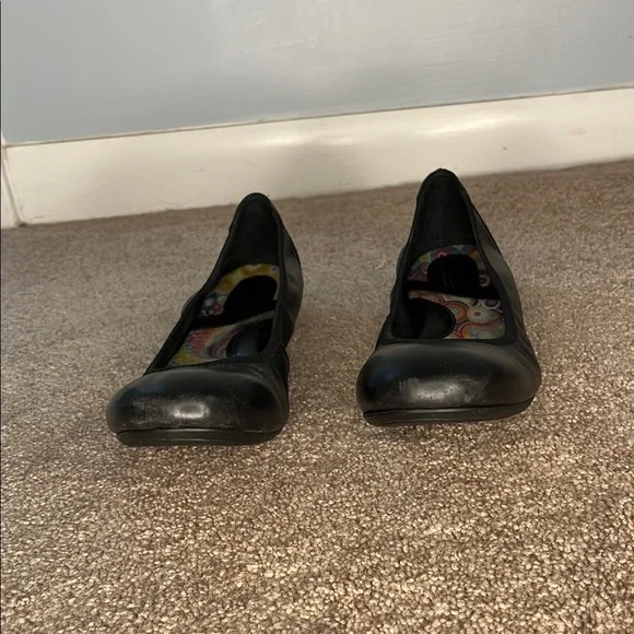 Born Black Flats - Picture 2 of 6